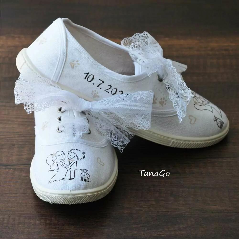 Svatební tenisky s těhulinkou