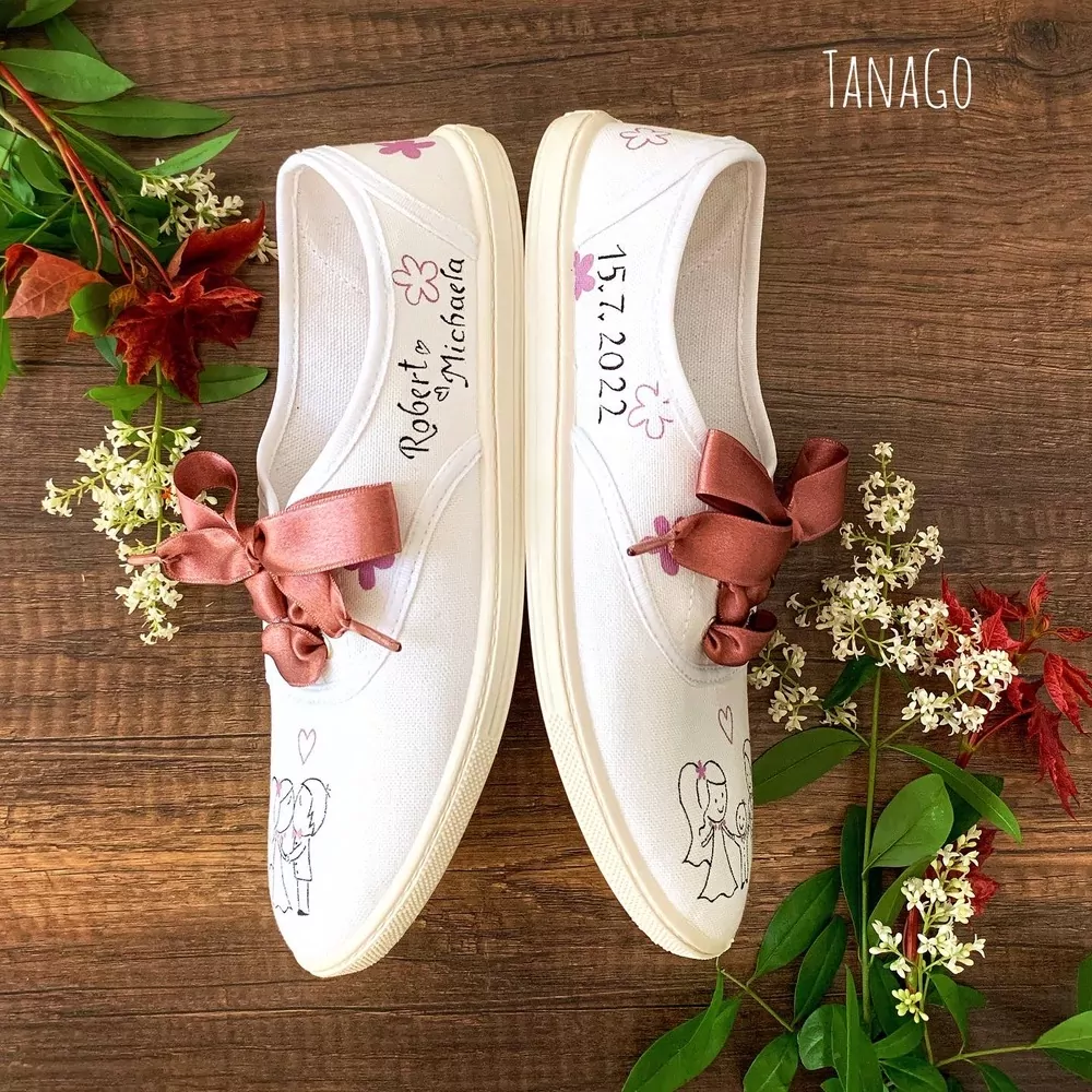 Ručně malované Svatební tenisky s novomanželi a chlapečkem