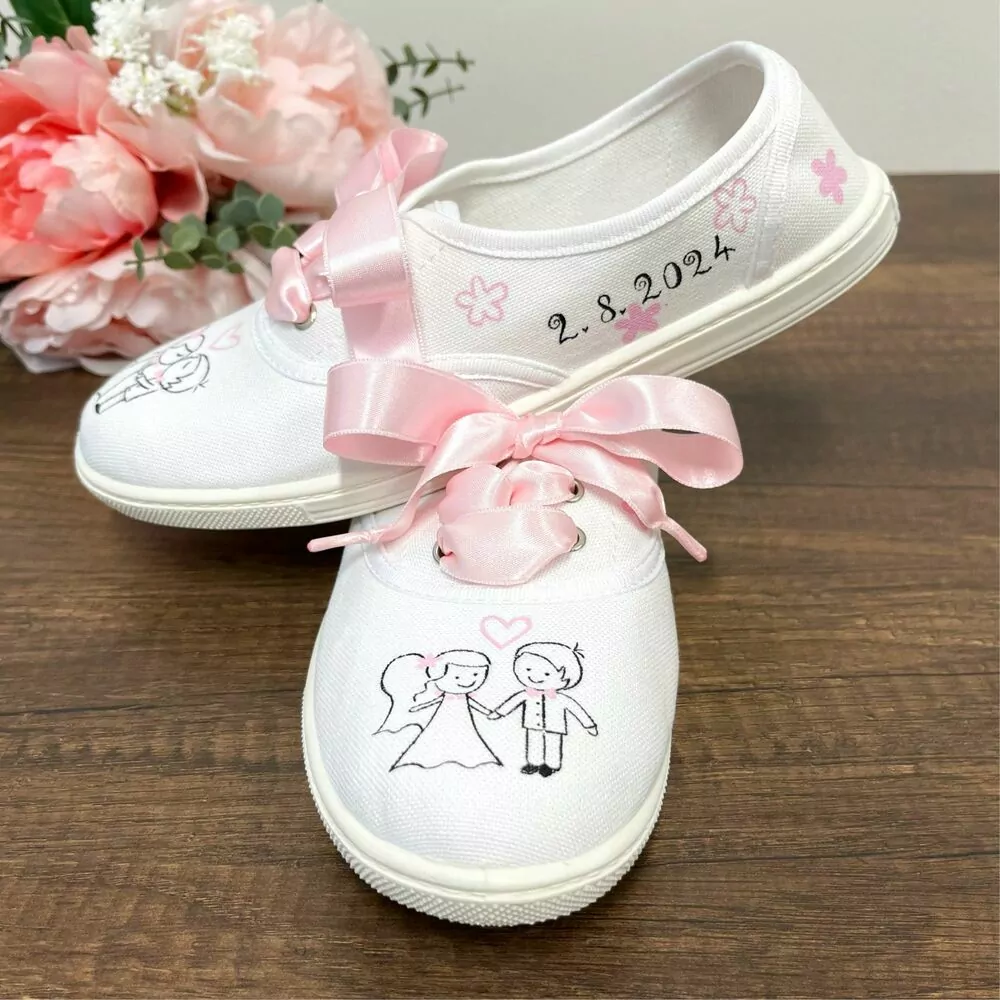 Svatební tenisky se světle růžovou
