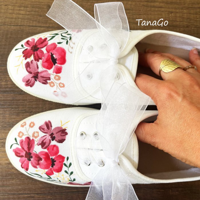 Tenisky pro nevěstu květinové