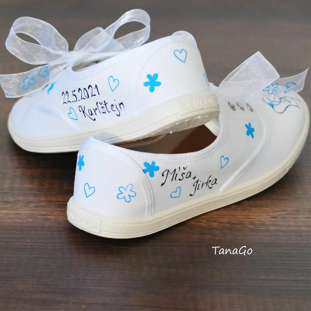 Svatební tenisky s modrou