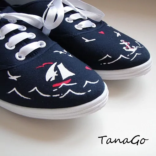 Námořnické tenisky