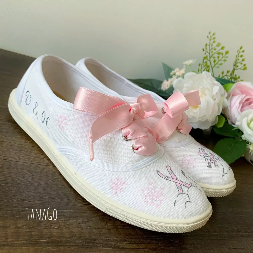 Zimní svatební tenisky s vločkami v růžové