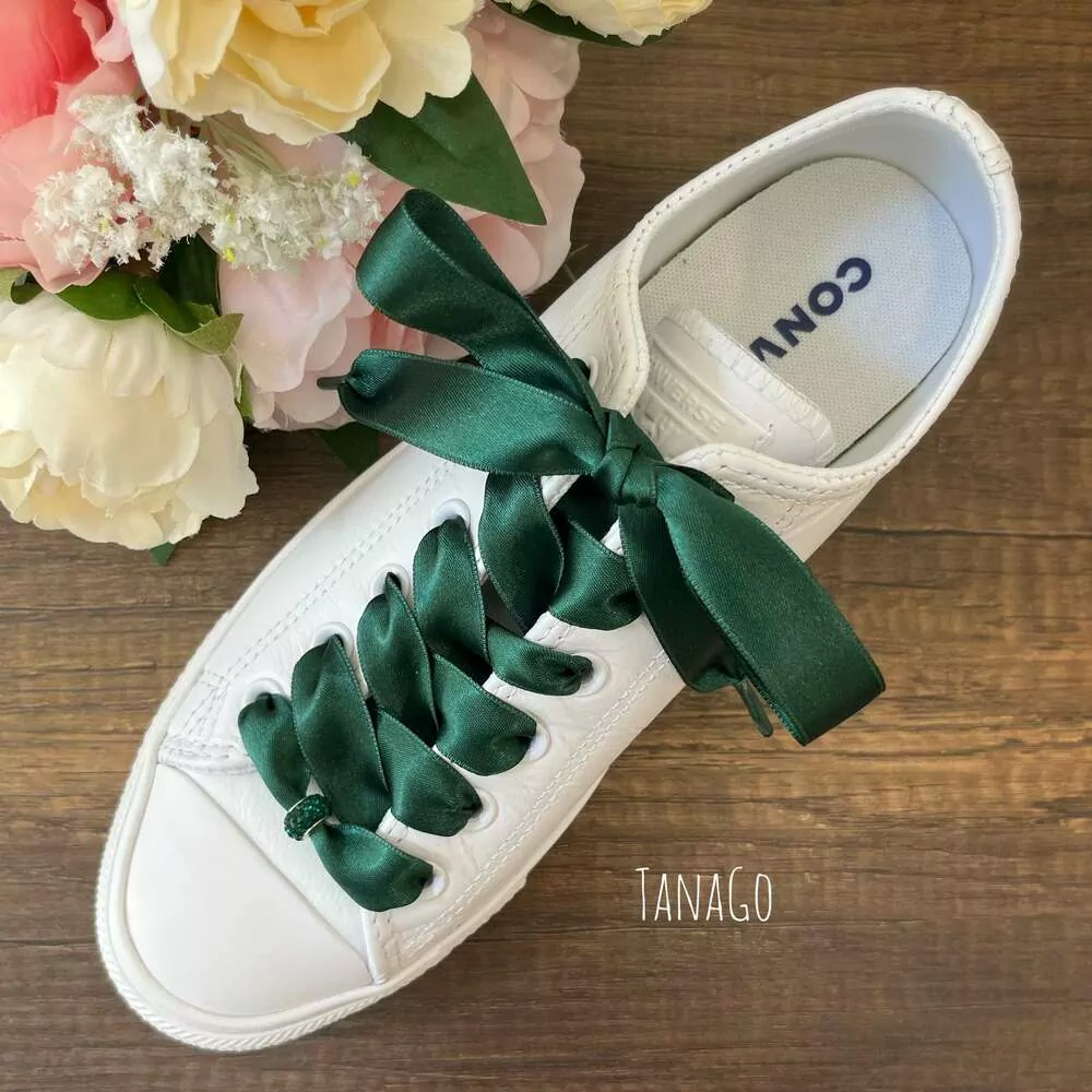 Zelené tkaničky do nízkých converse s třpytivým průvlekem