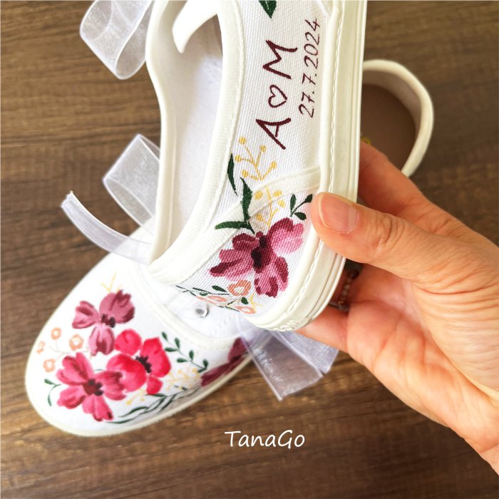 Tenisky pro nevěstu květinové