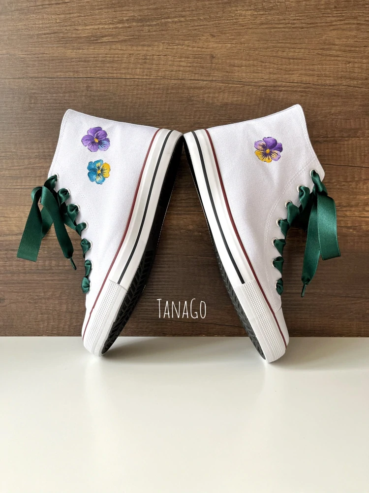 Kotníkové tenisky s květy