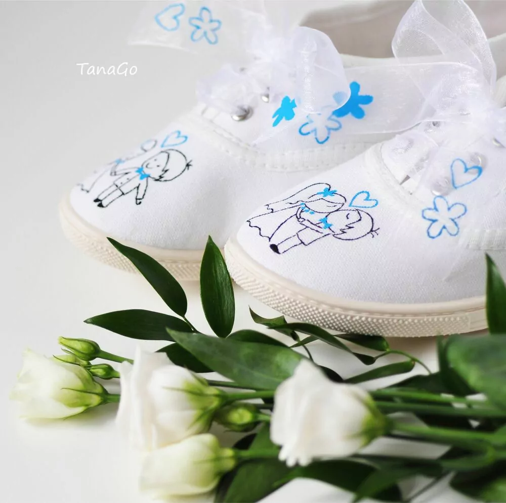 Svatební tenisky s modrou