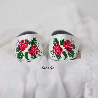 Baleríny Folklór - vzor na patě