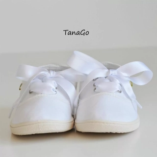 Sněhově bílé saténové tkaničky no.4