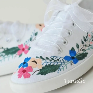 Svatební tenisky podle věnečku